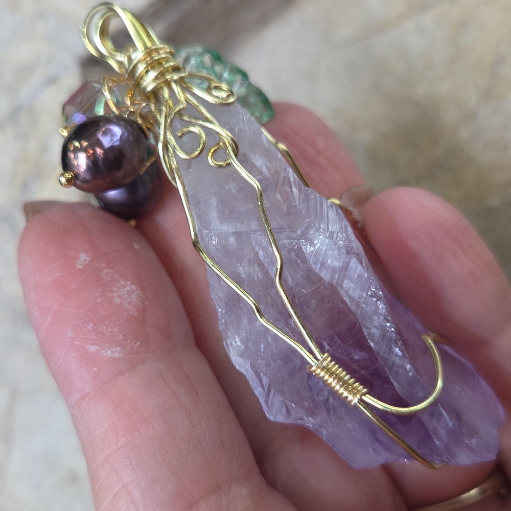Purple Amathyst Wirerrapped Pendant With Freshwater Pearl And Crystal - Picture 9 of 9